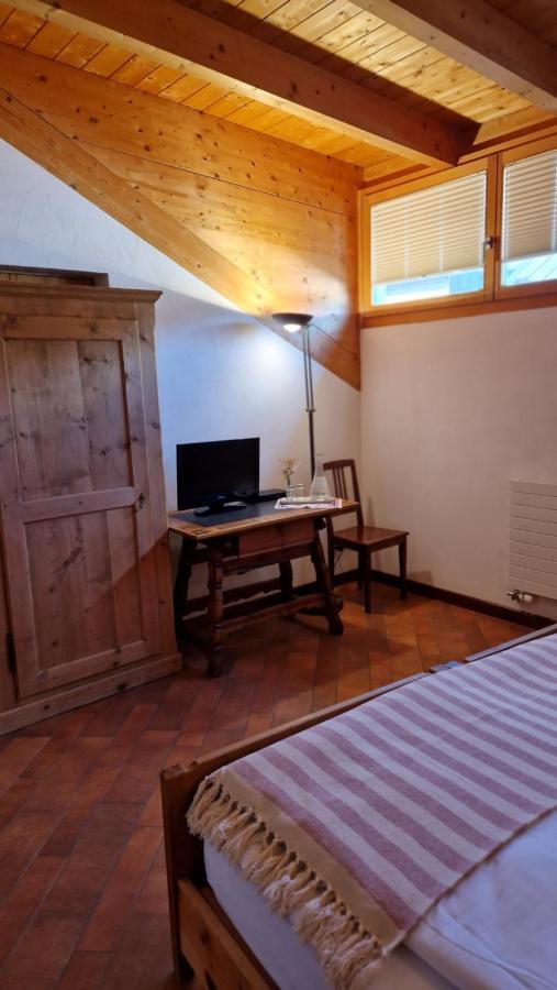 Weisses Kreuz - Crusch Alva Bed & Breakfast Samedan Ngoại thất bức ảnh