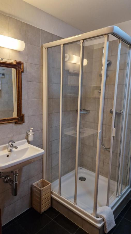 Weisses Kreuz - Crusch Alva Bed & Breakfast Samedan Ngoại thất bức ảnh