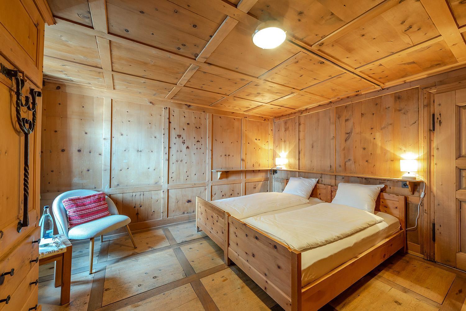 Weisses Kreuz - Crusch Alva Bed & Breakfast Samedan Ngoại thất bức ảnh