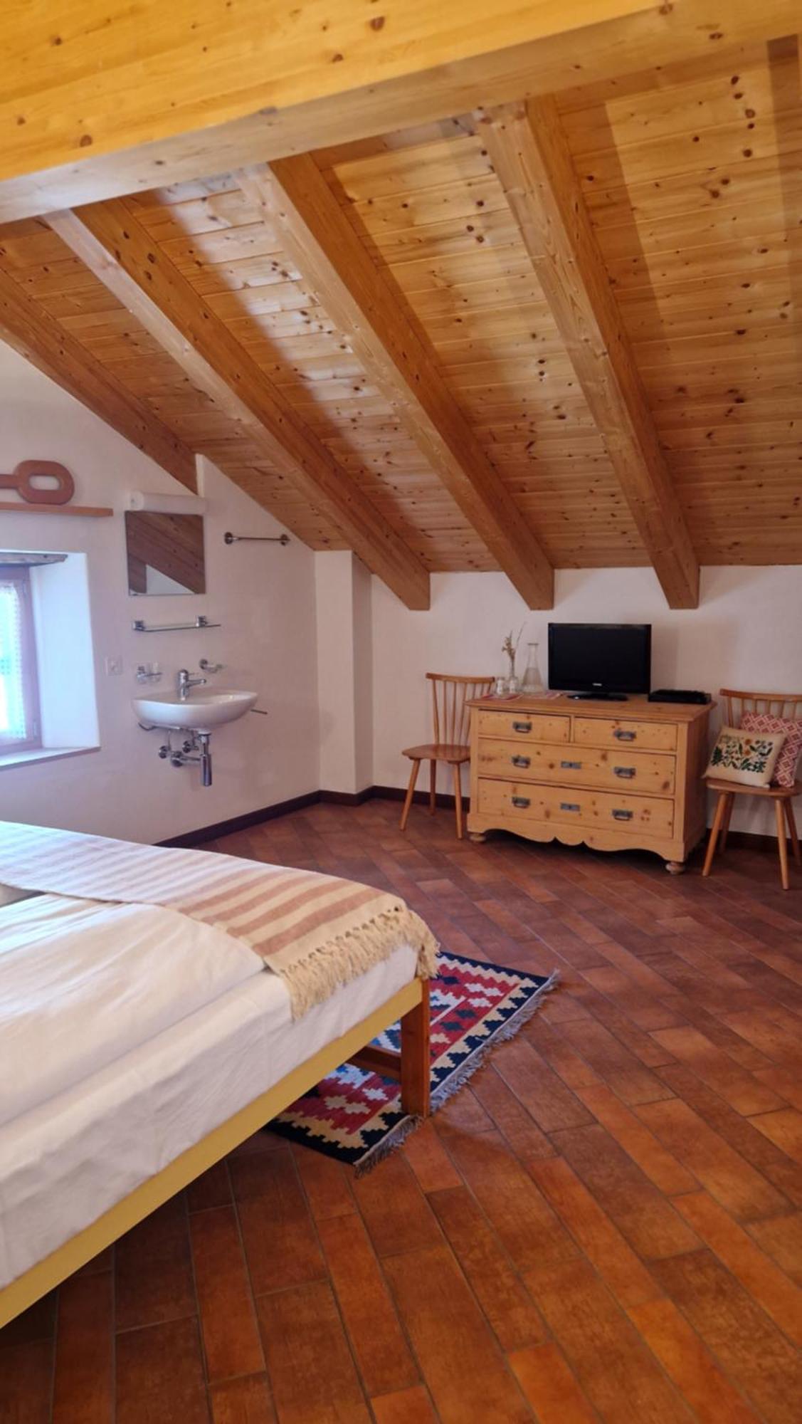 Weisses Kreuz - Crusch Alva Bed & Breakfast Samedan Ngoại thất bức ảnh
