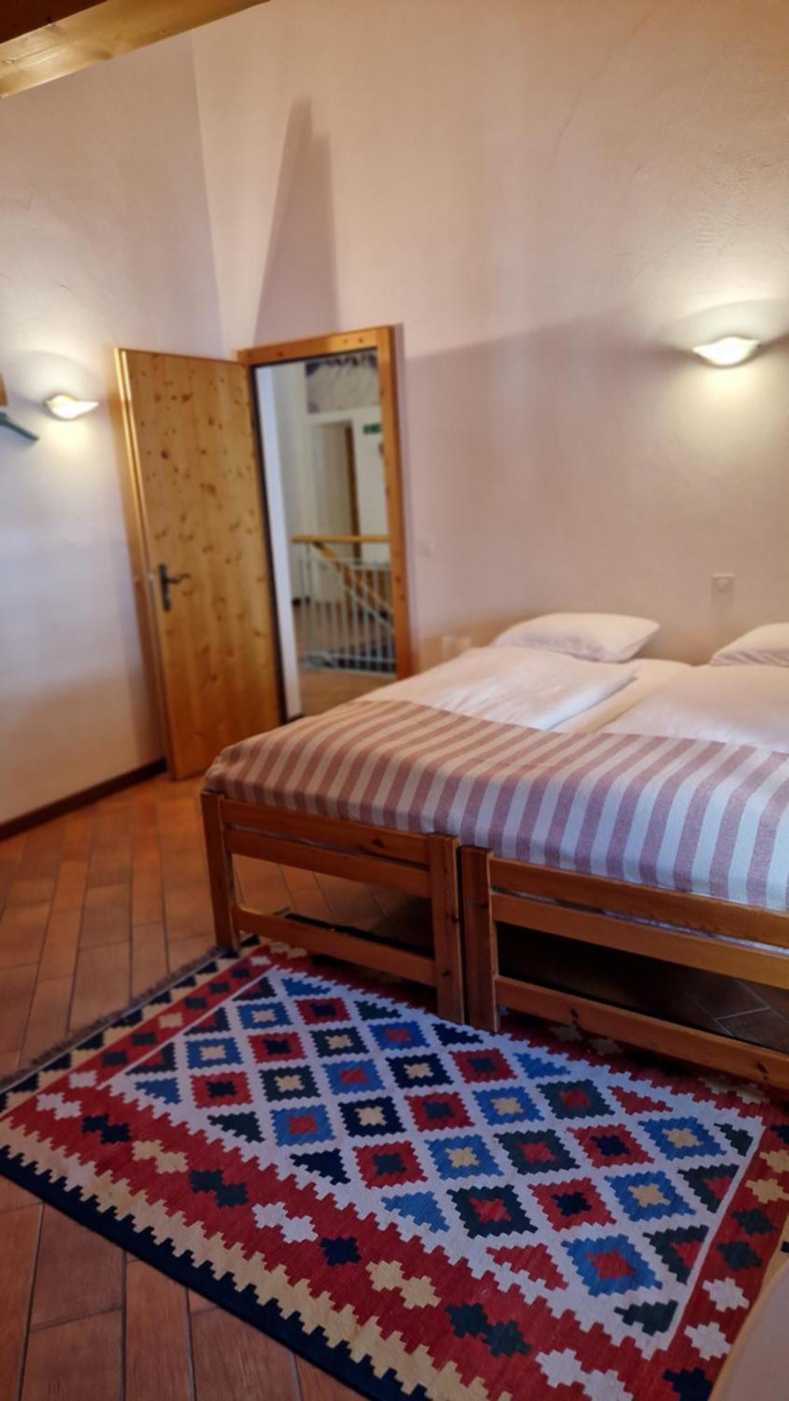 Weisses Kreuz - Crusch Alva Bed & Breakfast Samedan Ngoại thất bức ảnh